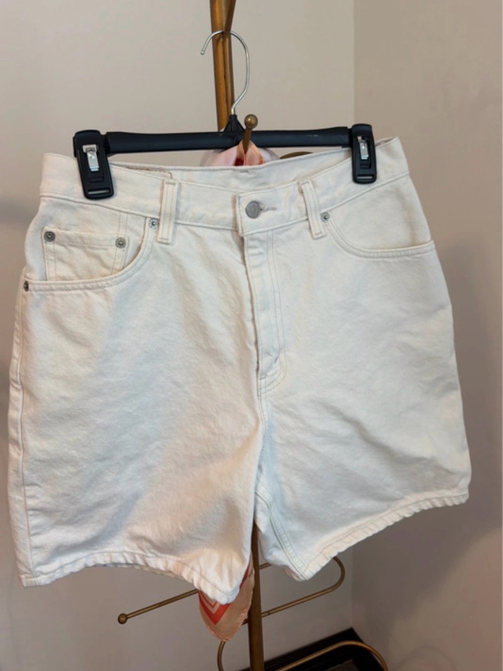Women's White Levi’s Denim Shorts